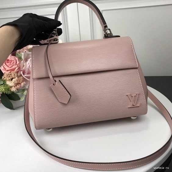 WIS BB Louis Vuitton CHANELUNY 0916
